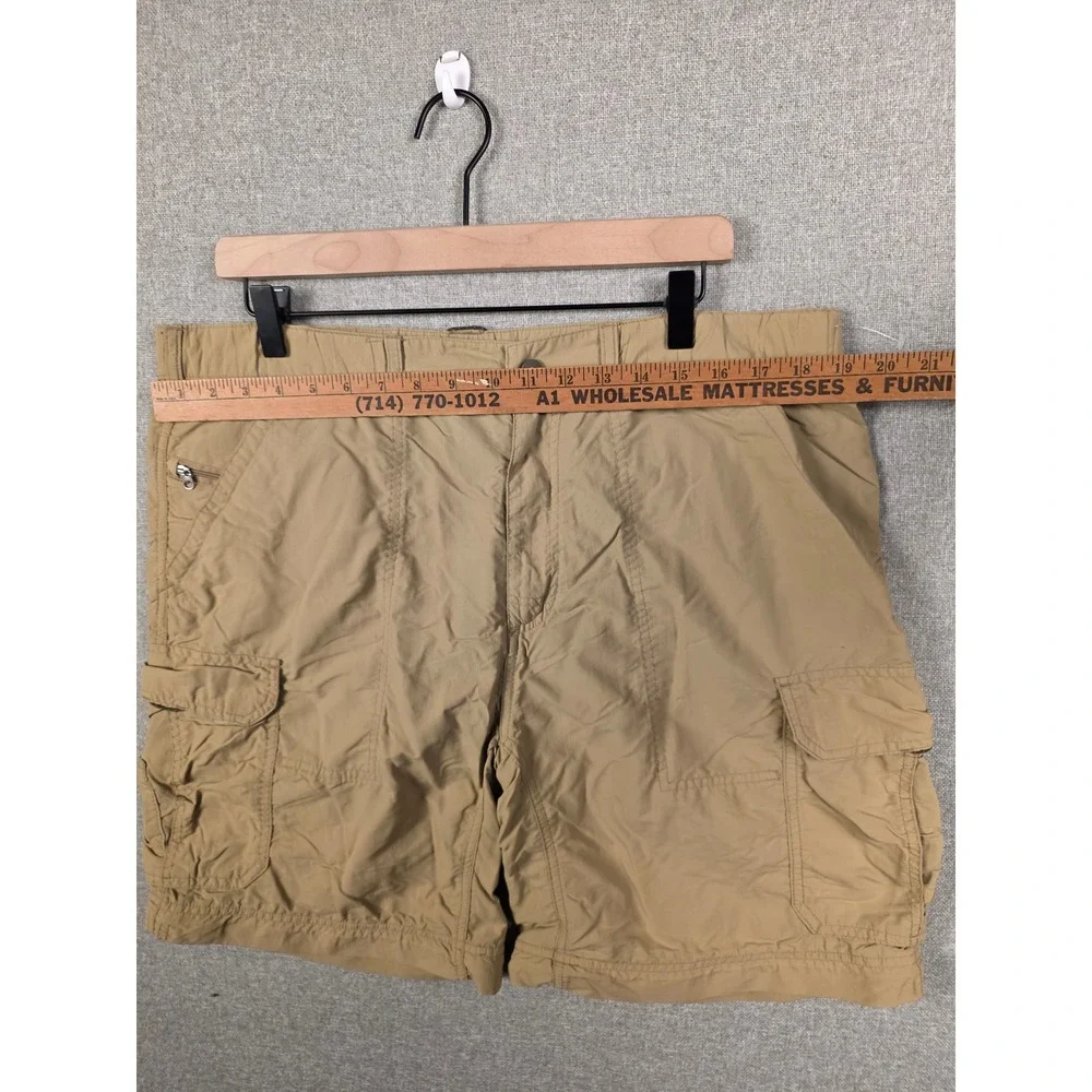 REI Sahara Mens Cargo Shorts Tan Khaki Nylon UPF 50+ Hiking Outdoor Size L 32L